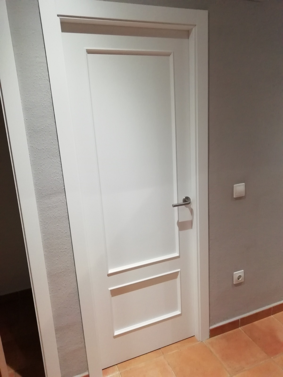 PUERTA ROBLE 2 CUADROS LACADA BLANCO (1)